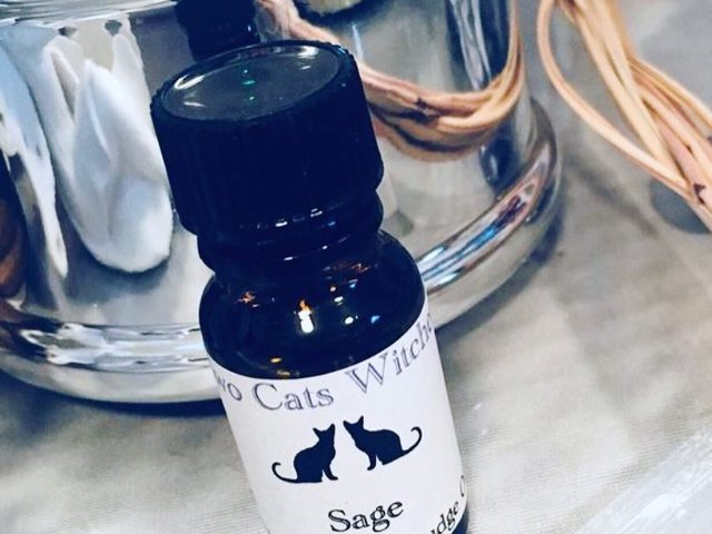 Sage Oil for energy cleansing and smudging